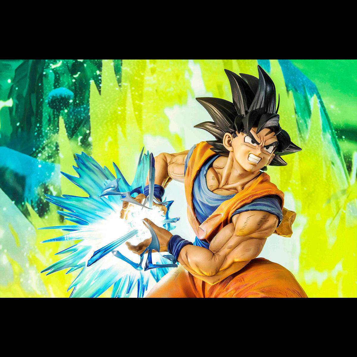 Mega Premium Masterline Dragon Ball Z Son Goku (Super Saiyan) DX