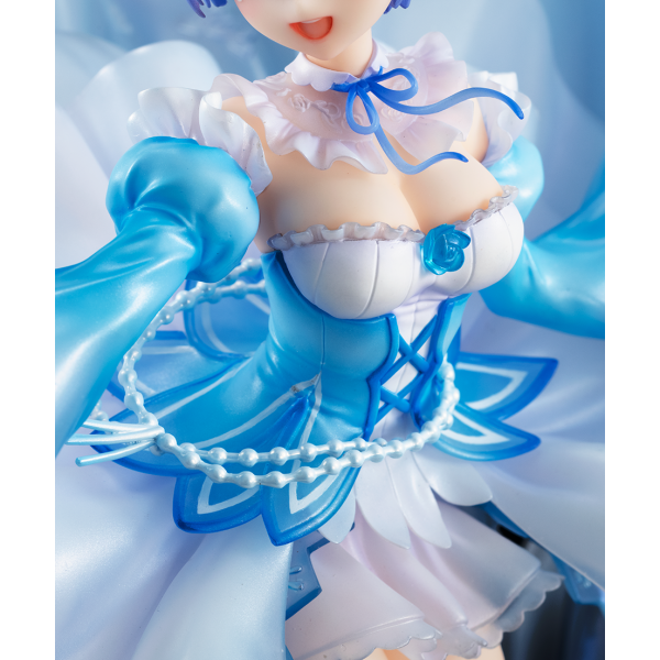 レム 「-Crystal Dress Ver-」 Re:Zero] Rem: Crystal Dress Ver. 1/7 Scale Figure: eStream