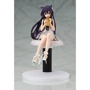  KADOKAWA - Harem in The Labyrinth - Roxanne Issei Hyoujyu Comic  1/7 PVC Figure : Toys & Games