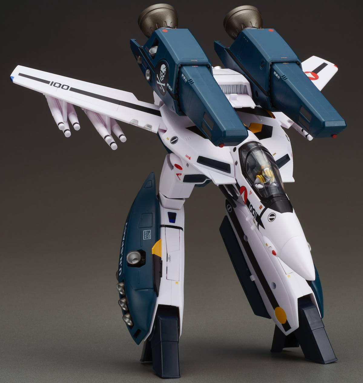 Macross: Do You Remember Love? - Kanzen Henkei VF-1S Strike Valkyrie ...