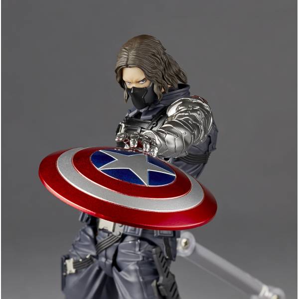 Amazing Yamaguchi/ Revoltech: Captain America - Winter Soldier (Bucky Barnes) - Limited + Bonus [Kaiyodo]