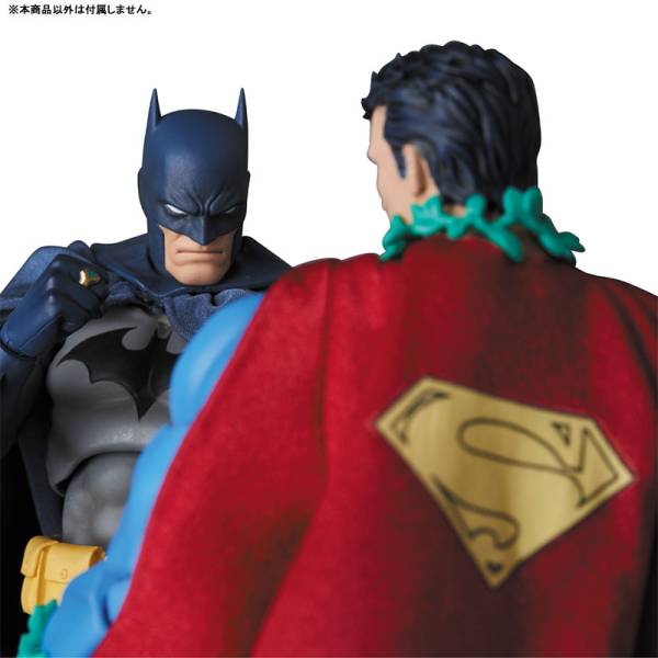希少！ MAFEX スーパーマン BATMAN HUSH Amazon.com: DC Comics: Batman Hush: Superman Mafex Action