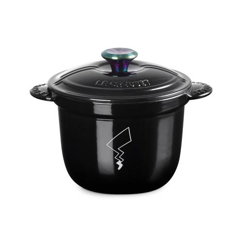 Pokemon x Le Creuset: 18cm Cast Iron Pot - Cocotte Every (Shiny Black w/ Iridescent Knob Ver.) [The Pokemon Company]