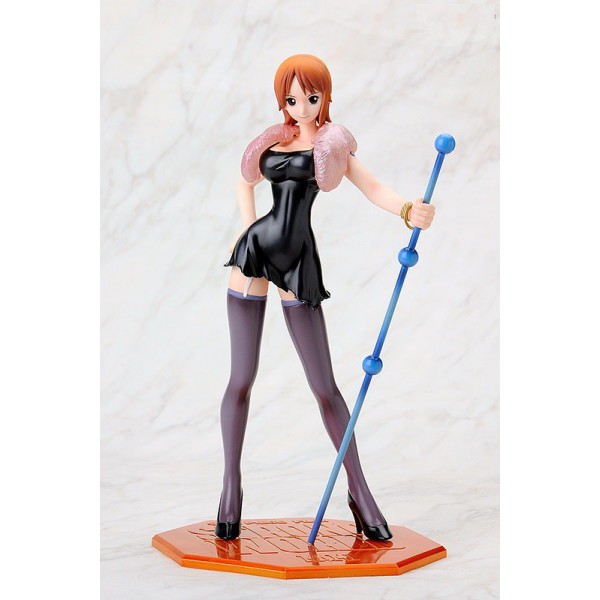 Figure S. H. Figuarts Nami 「 ONE PIECE 」, Toy Hobby