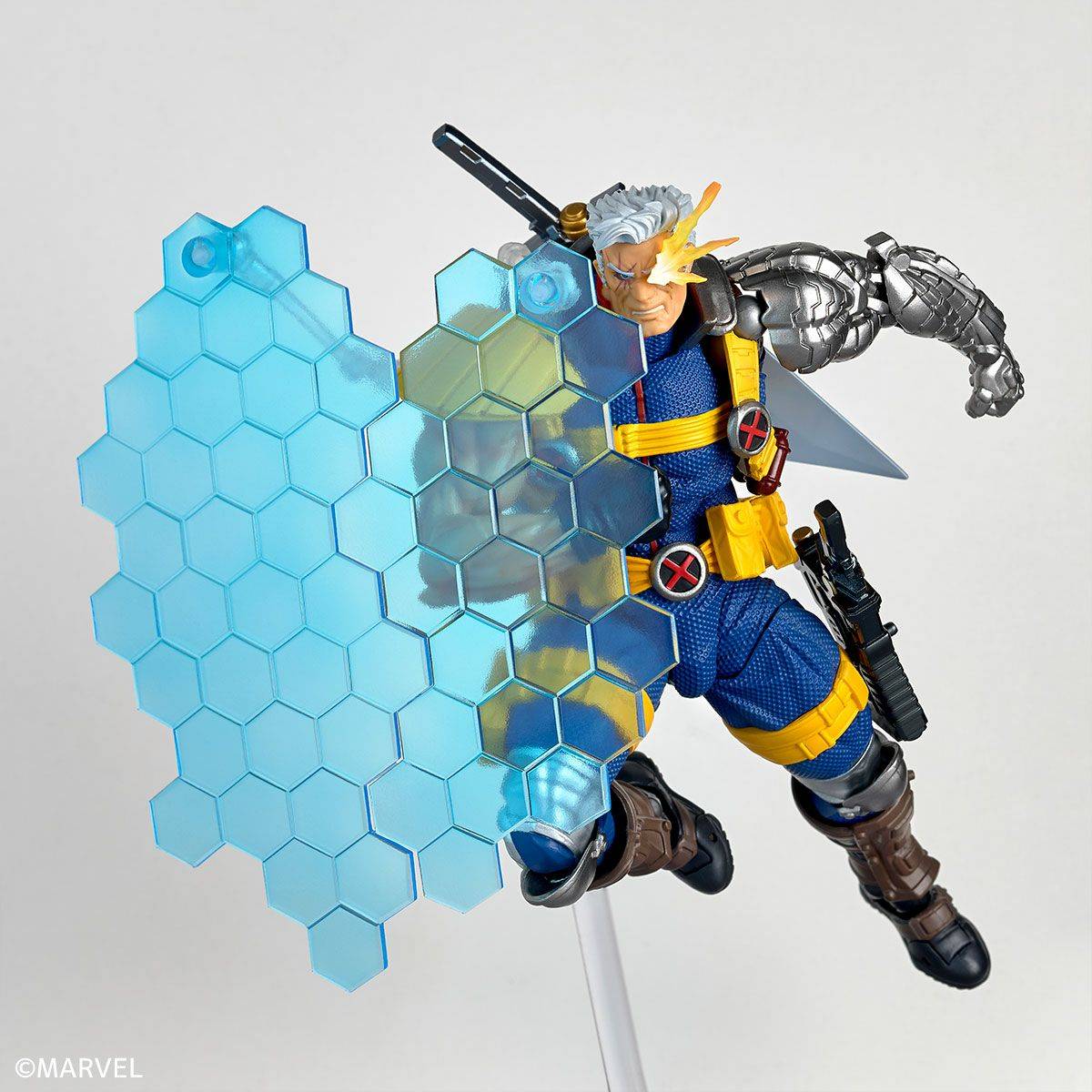 アメージングヤマグチ ケーブル X-MEN 大型銃火器が付属！ 「MARVEL」より、「X-MEN」の「ケーブル」が