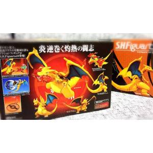 Pokemon XY & Z - Lizardon / Charizard Limited Edition [S.H. Figuarts]