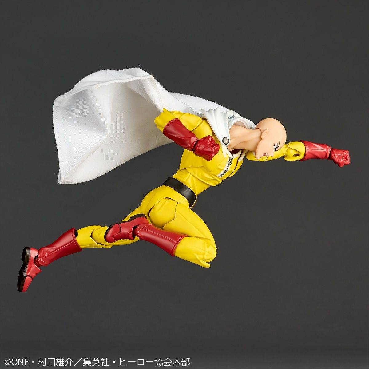 Amazing Yamaguchi / Revoltech: One Punch Man - Saitama