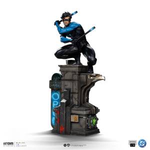 Art Scale: Batman - Nightwing (Comics Ver.) 1/10 [Iron Studios / Hot Toys]