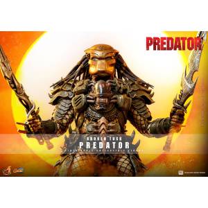 Comic Masterpiece: Predator - Broken Tusk Predator 1/6 [Hot Toys]