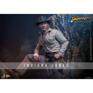 Movie Masterpiece: Indiana Jones and the Temple of Doom - Indiana Jones 1/6 [Hot Toys]