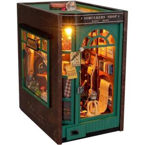 Bookshelf Dollhouse DIY Kit: Sorcerer's Magic Shop (With LED) [Moin Moin]