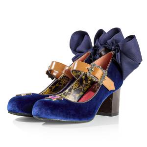 Jojo's Bizarre Adventure Phantom Blood: Jonathan Joestar Iconique Shoes Objet Pumps - ON (Limited Edition) [MAYLA]