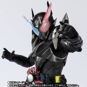 Kamen Rider Build Rabbit Tank Hazard Form TAMASHII NATION 2018 Limited [SH Figuarts]