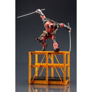 MARVEL UNIVERSE SUPER Deadpool [ARTFX+]